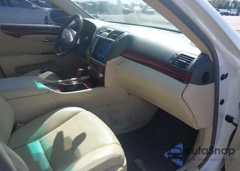 2010 Lexus Ls 460 L z USA, uszkodzony, nr VIN JTHGL5EF6A5040683